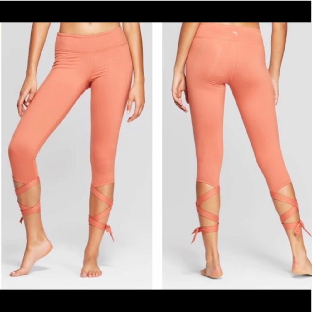 JoyLab Side Tie Capri Mid-Rise Leggings